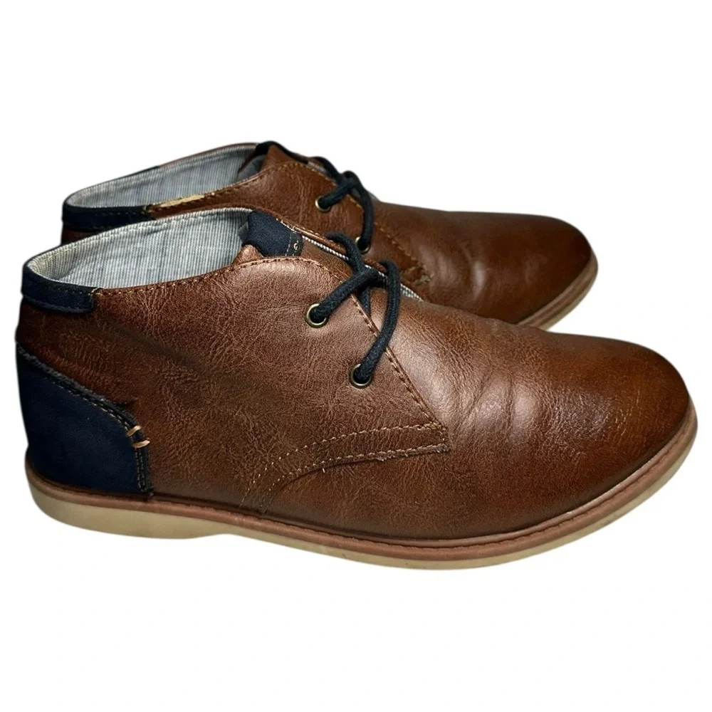 Max + Jake Size 5 Brown Navy Blue Faux Leather Damian Bennett Chukka Dress Boots